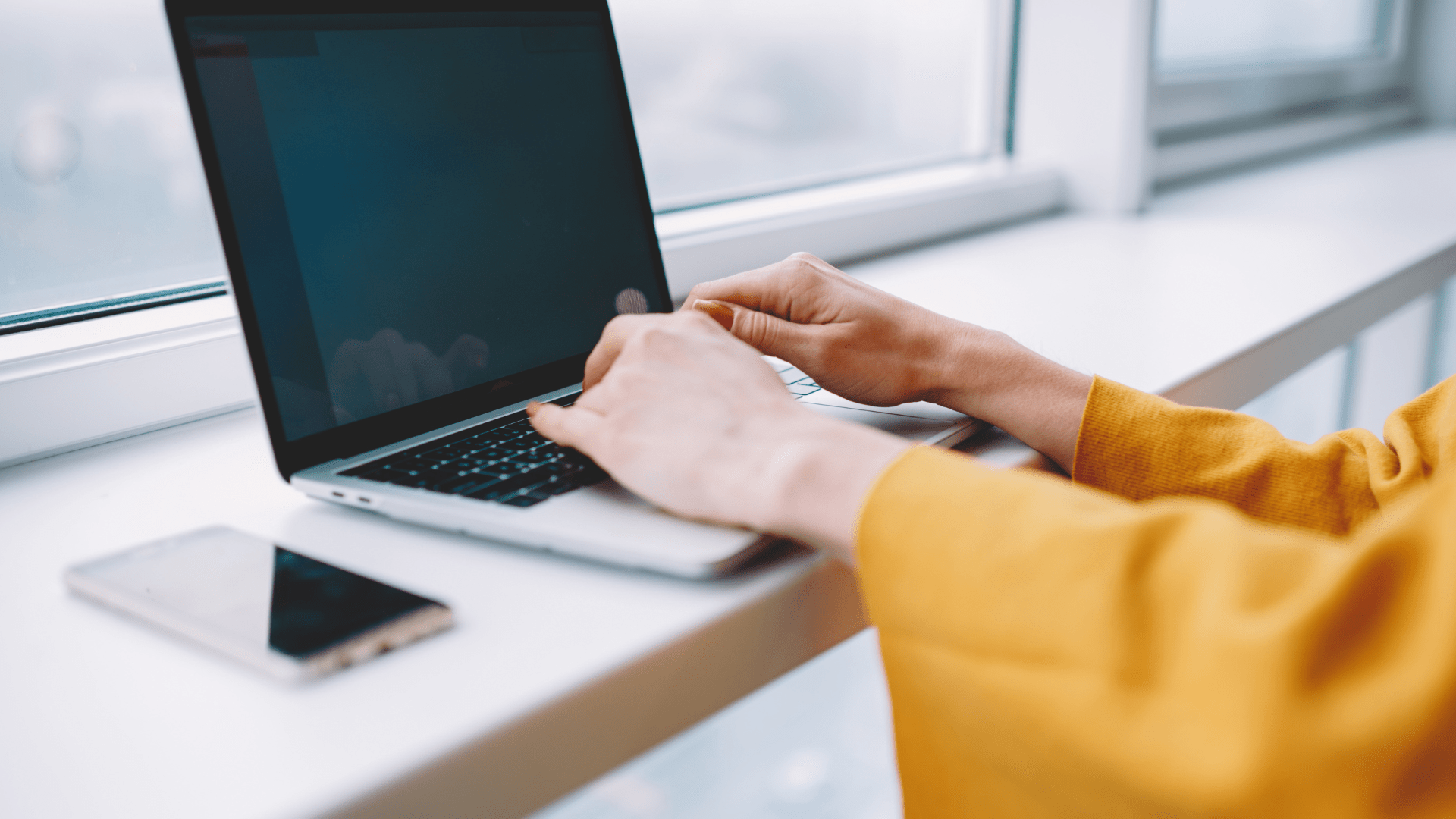 Image principale de l'article Comment définir une stratégie de contenu simple et efficace pour Instagram de Vanessa Lopes consultante en marketing digital